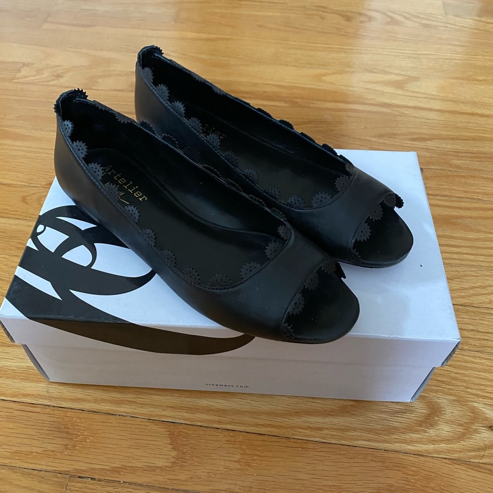 Nicole Miller x Artelier Black Open Toe Ballet Flat with Lace Detailing🤩🥿